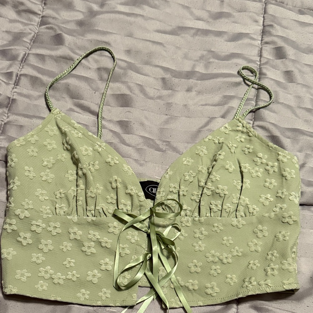 NWOT Chic Olive Green Floral Women's Top